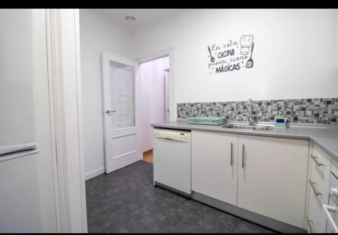 Vivienda Con Fines Turisticos Salvador *